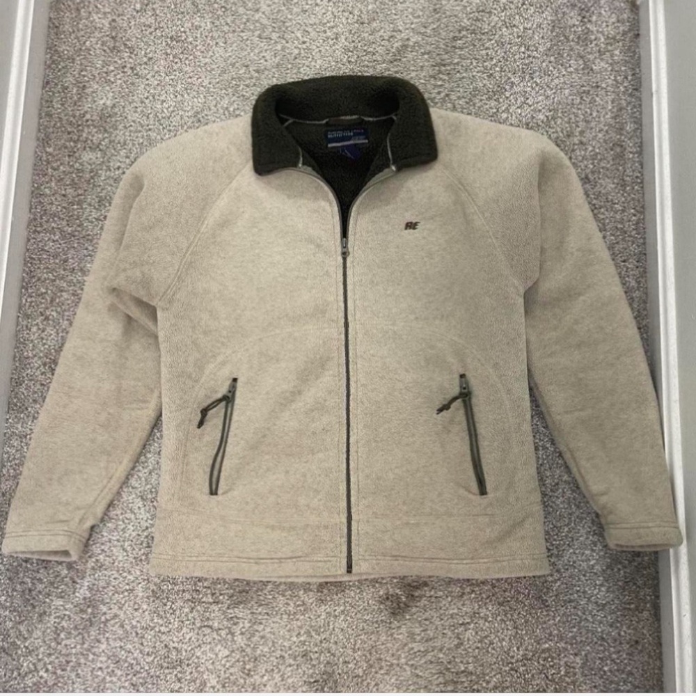 Fuzzy Jacket AE American Eagle